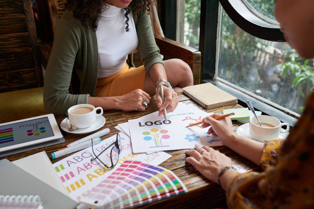 graphic logo design 